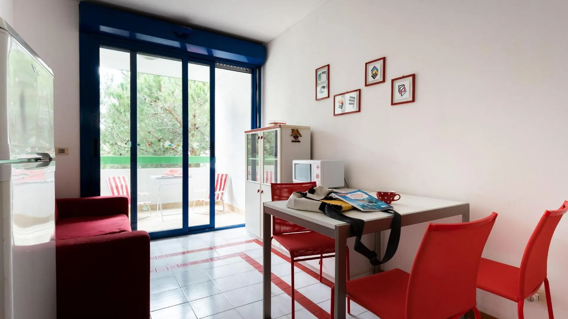 Cozy Flat With Stunning Terrace In Bibione Apartment
